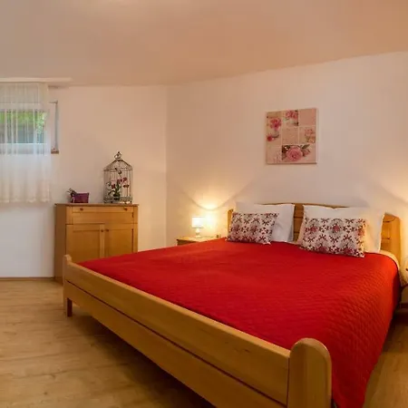 Apartman Emi